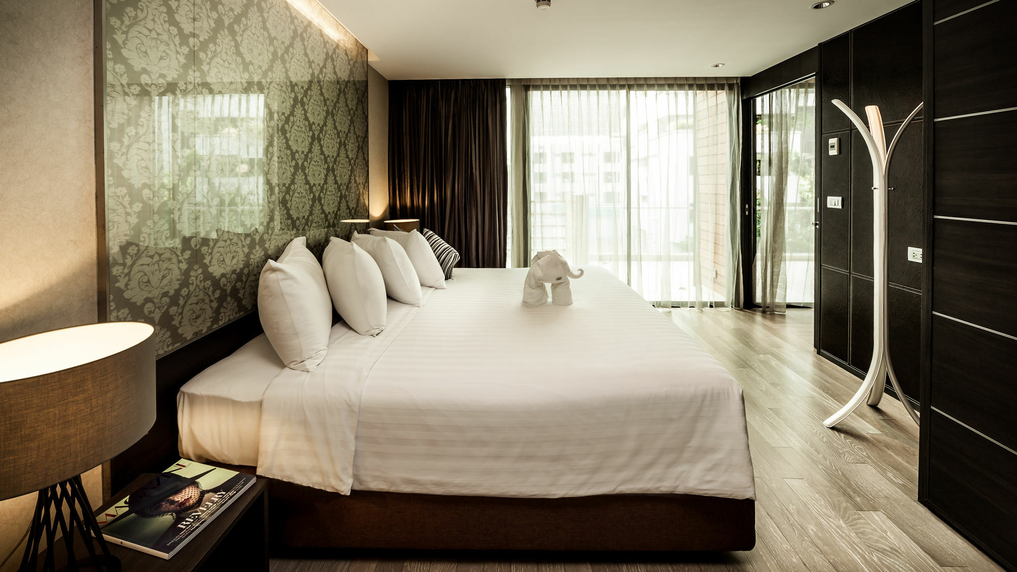 Arcadia Residence Ploenchit By Compass Hospitality Bangkok Exteriér fotografie