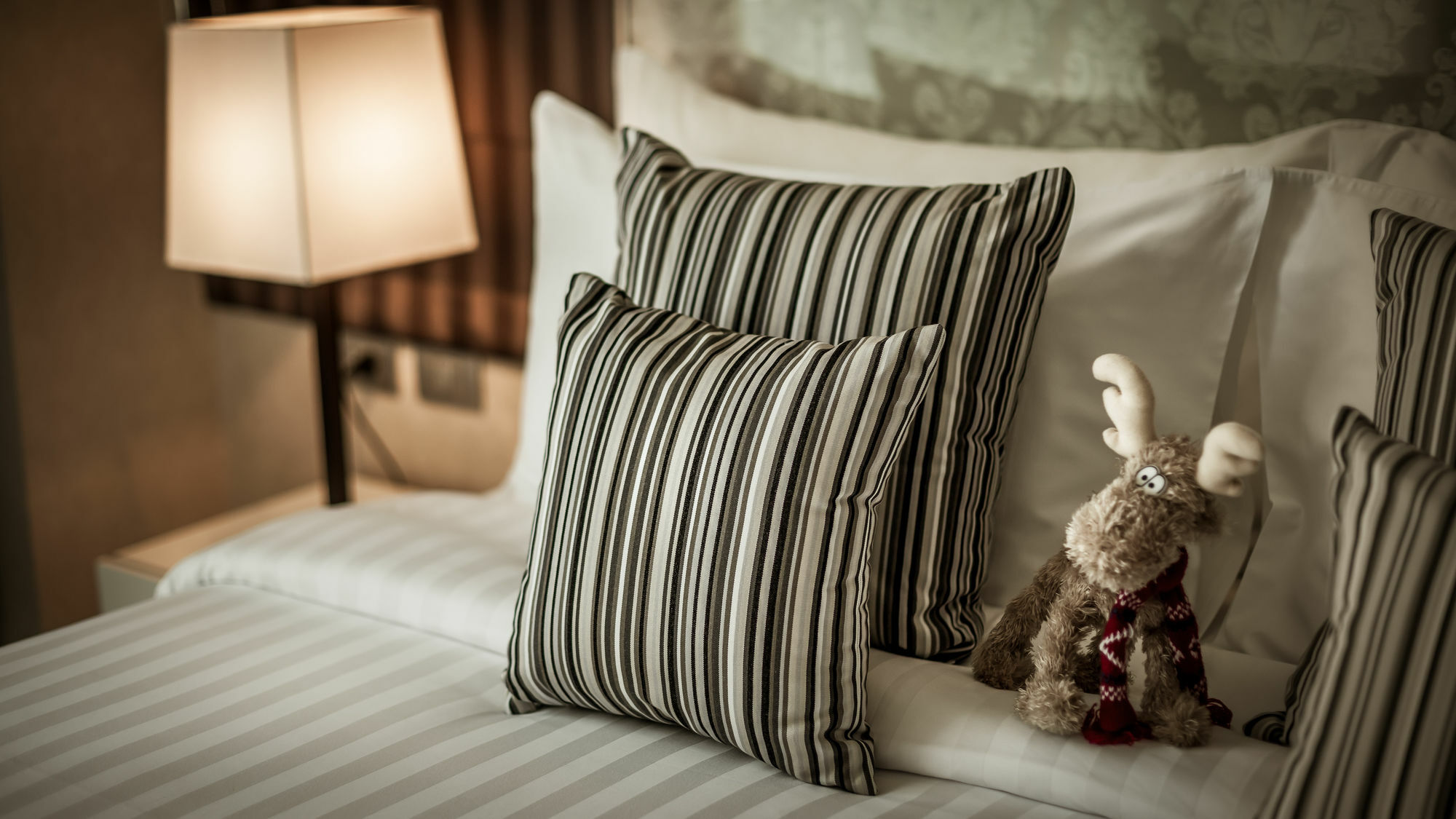 Arcadia Residence Ploenchit By Compass Hospitality Bangkok Exteriér fotografie