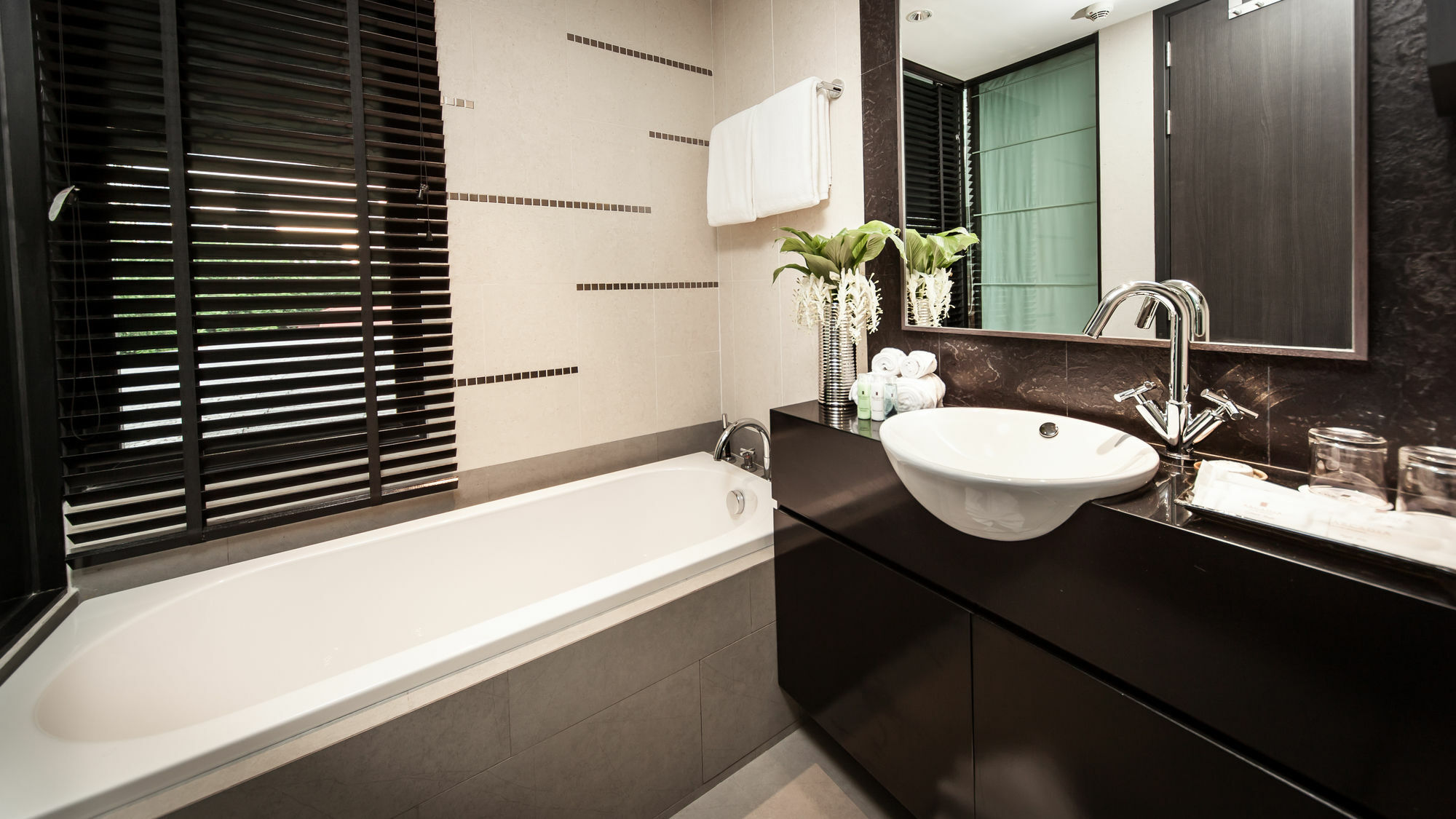 Arcadia Residence Ploenchit By Compass Hospitality Bangkok Exteriér fotografie