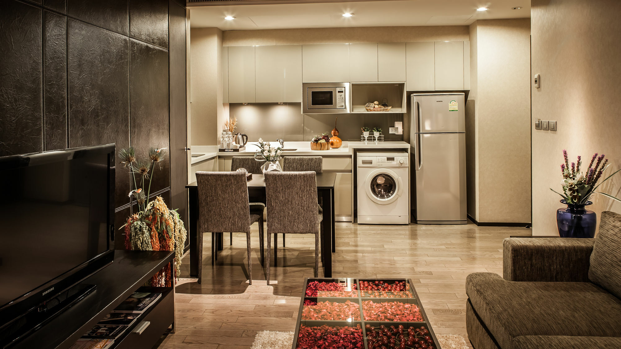 Arcadia Residence Ploenchit By Compass Hospitality Bangkok Exteriér fotografie