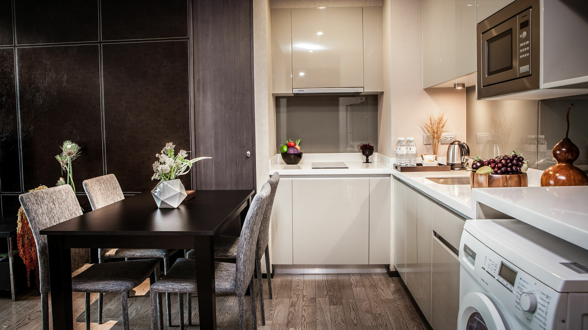Arcadia Residence Ploenchit By Compass Hospitality Bangkok Exteriér fotografie