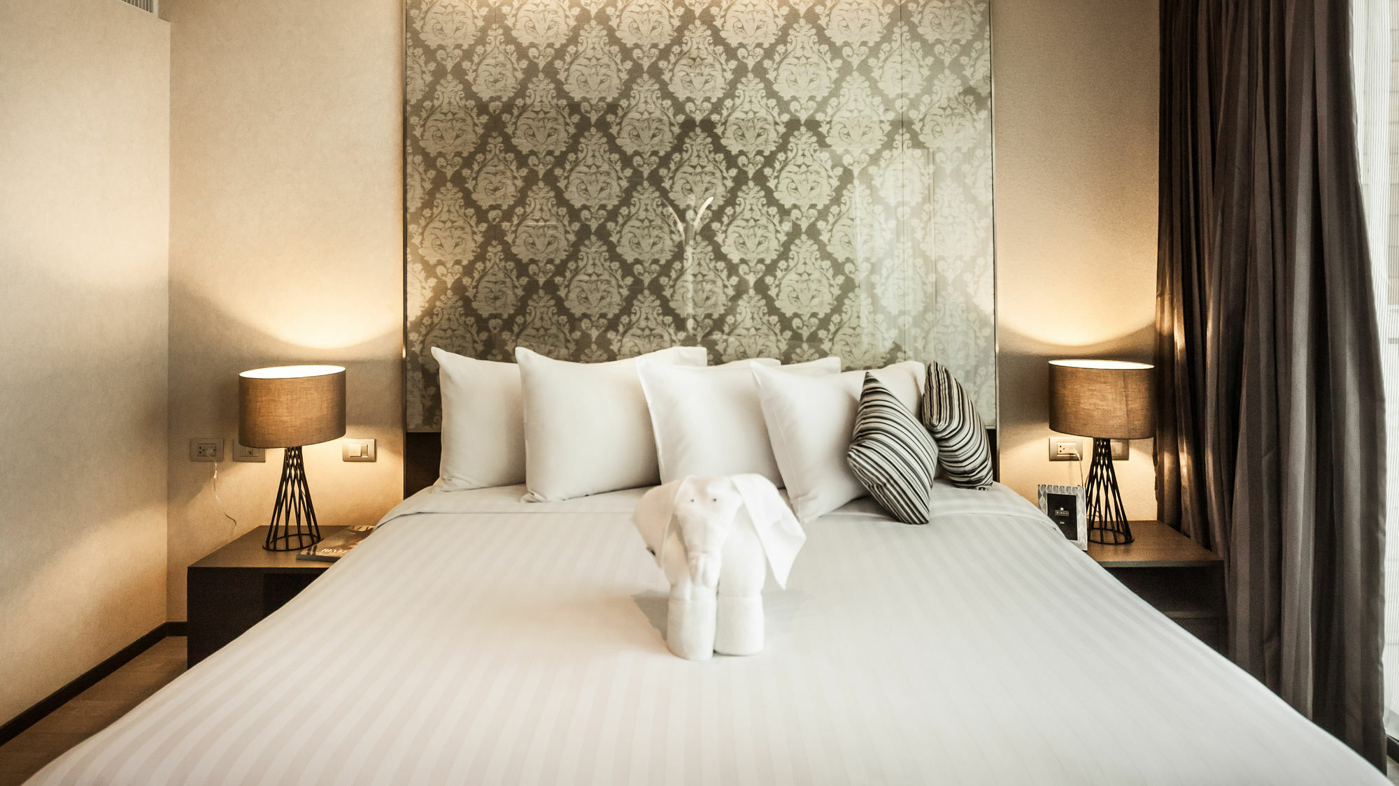 Arcadia Residence Ploenchit By Compass Hospitality Bangkok Exteriér fotografie