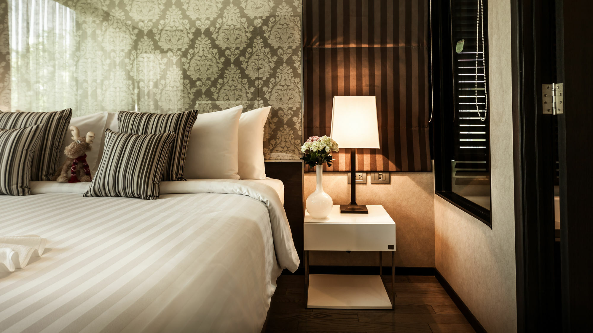 Arcadia Residence Ploenchit By Compass Hospitality Bangkok Exteriér fotografie